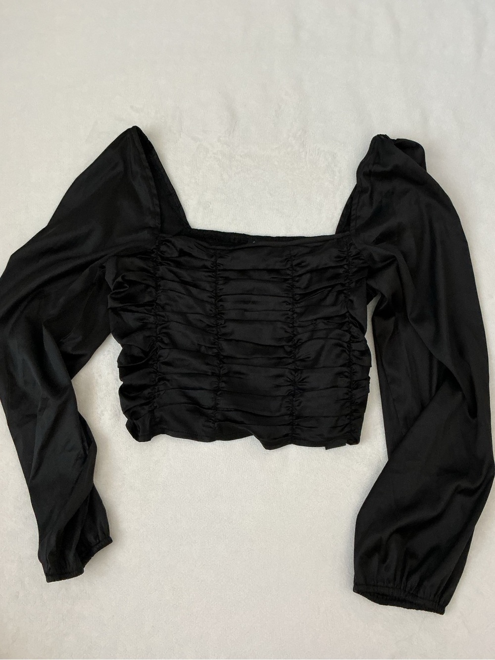 Camellia Black Ruched Puff Sleeve Crop Top Size L Cottagecore Romantic